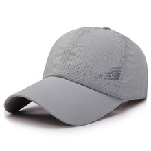 Charger l'image dans la galerie, Casquette respirante Wimbledon (9 couleurs disponibles)