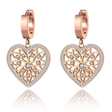 Charger l'image dans la galerie, Boucles d'Oreilles Rosace Coeur Rose