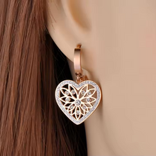 Charger l'image dans la galerie, Boucles d'Oreilles Rosace Coeur Rose