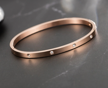 Charger l'image dans la galerie, Coffret montre + bracelets Belagio