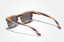 Charger l'image dans la galerie, Lunettes de soleil en bois Summer (4 couleurs disponibles)