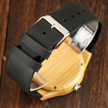 Charger l'image dans la galerie, Montre en bois World