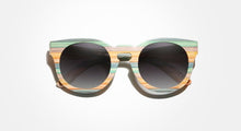 Charger l'image dans la galerie, Lunettes de Soleil en bois Porticcio (7 couleurs disponibles)