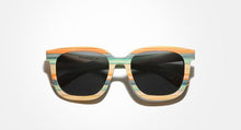 Charger l'image dans la galerie, Lunettes de soleil en bois Woody (6 couleurs disponibles)