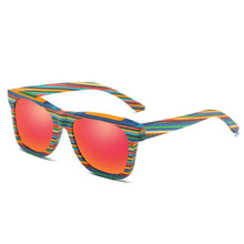 Charger l'image dans la galerie, Lunettes de soleil en bois Pride (4 couleurs disponibles)