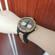 Charger l&#39;image dans la galerie, Montre en bois Arbre de vie (Homme ou Femme)
